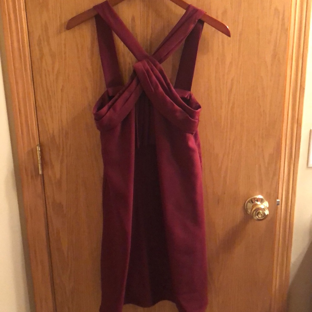 Burgundy, T-strap, shift dress - Picture 3 of 4